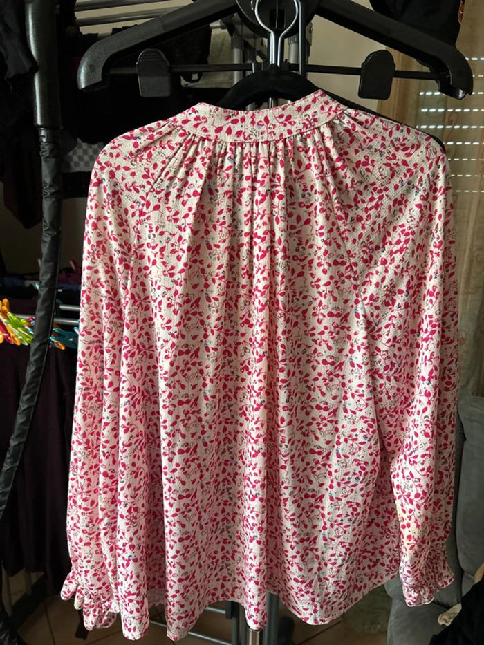 Blouse écrue à fleurs fuschia - photo numéro 2