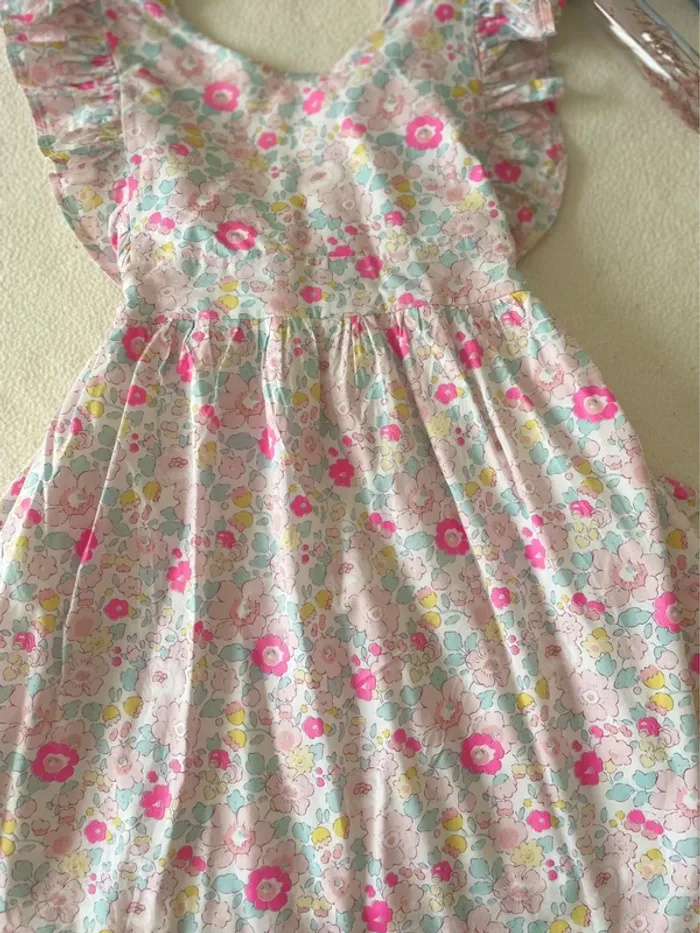 🌸 Robe enfant Liberty Betsy Gerbera – Taille 4 ans, ajustable jusqu’à 6 ans 🌸 - photo numéro 3