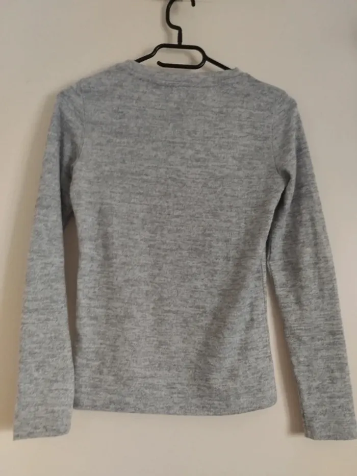 Pull taille S - photo numéro 2