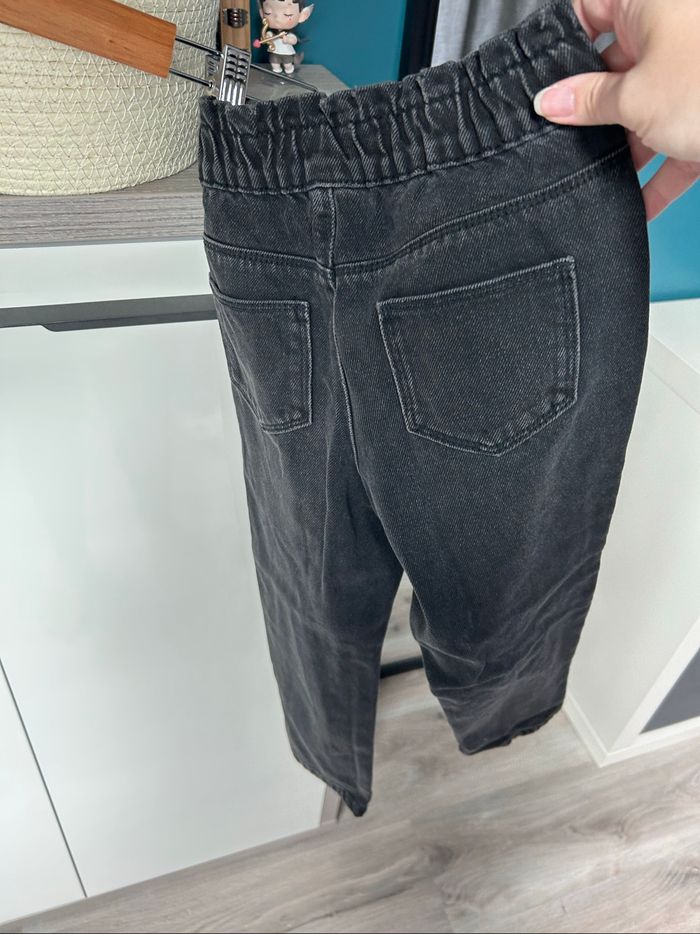 Jean noir - photo numéro 7