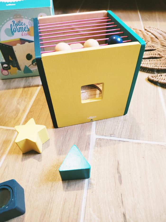 ⭐ Cube boîte à formes multi activités en bois marque Vilac - photo numéro 6