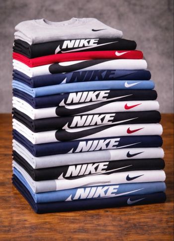 Lot 20 t-shirts Nike – tailles mélangées