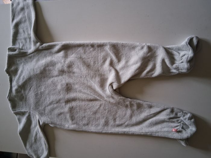 Pyjama en velours avec ouverture par devant de marque Noukie’s - photo numéro 2