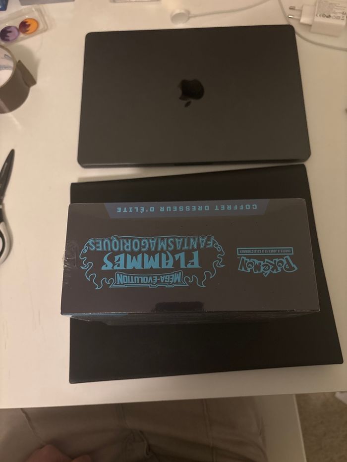 Etb Pokémon - photo numéro 3