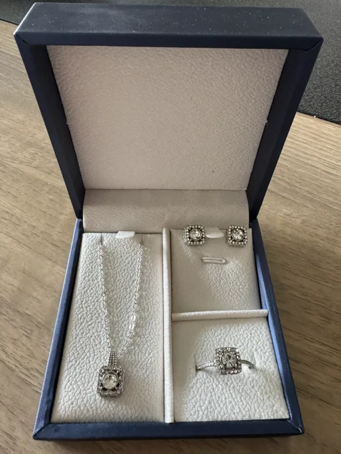 Parure bijoux - photo numéro 2