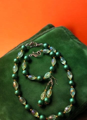 Parrurre boucles d'oreilles avec collier et bracelet vert