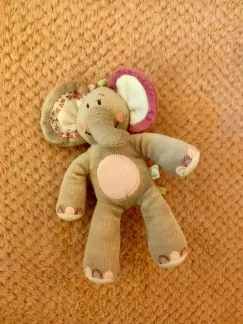 Peluche éléphant