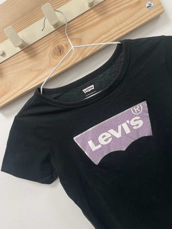 T-shirt Levi’s noir – Taille 14 ans – Très bon état - photo numéro 2