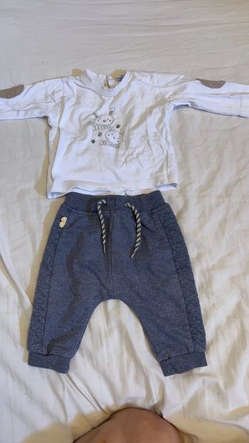 Ensemble sweat-shirt et jogging