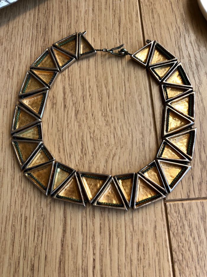Collier vintage raz de cou argenté triangles inversés / collier vintage années 1960s - photo numéro 4