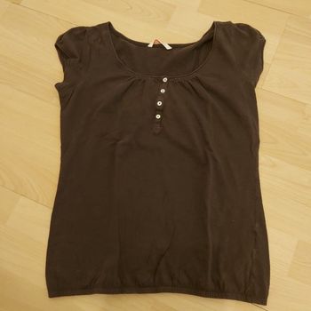 Tee-shirt sans manches