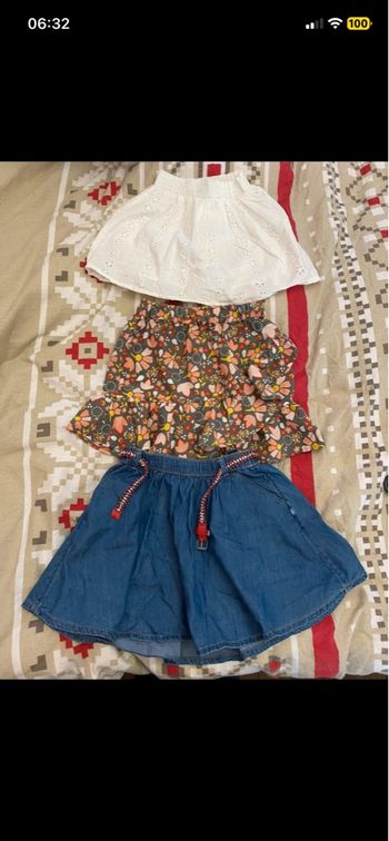 Lot jupe 6 ans 