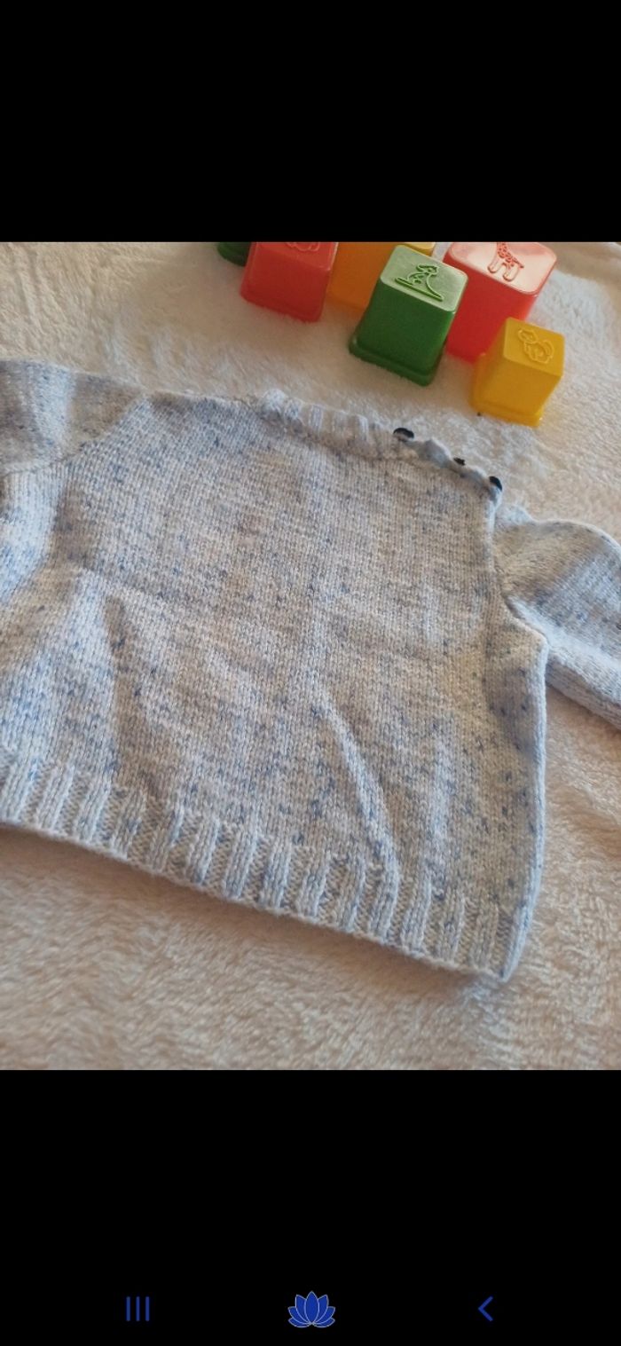 Pull bébé taille 1 mois - photo numéro 4
