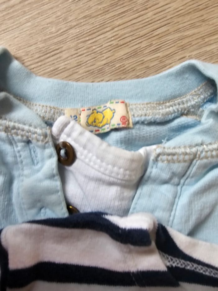 Lot 6 t shirt manches longues Impeccable 12 mois - photo numéro 7