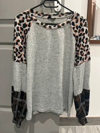 Pull gris léopard