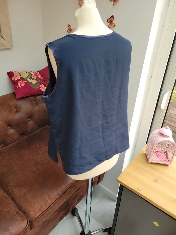 T shirt fluide bleu marine taille 46 - photo numéro 4