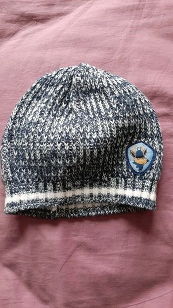 Bonnet 48 cms et moufles assorties