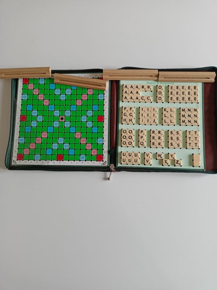 Scrabble de voyage en pochette - photo numéro 3