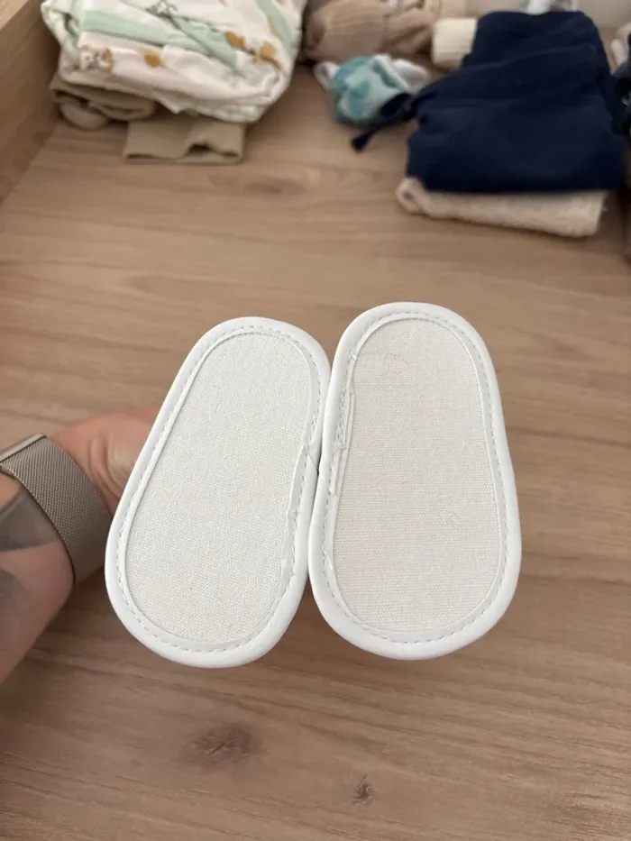 Chaussure bébé - photo numéro 2