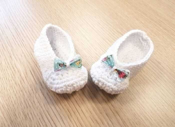 Coffret naissance attache tétine anneau dentition chaussure ballerine fait main crochet coton bio bébé prématuré fabrication française - photo numéro 3