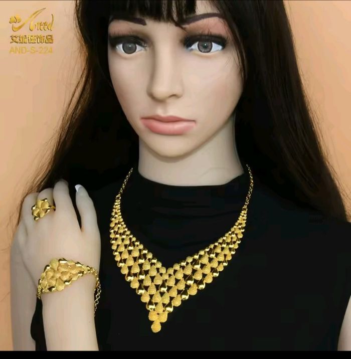 Collier - photo numéro 2
