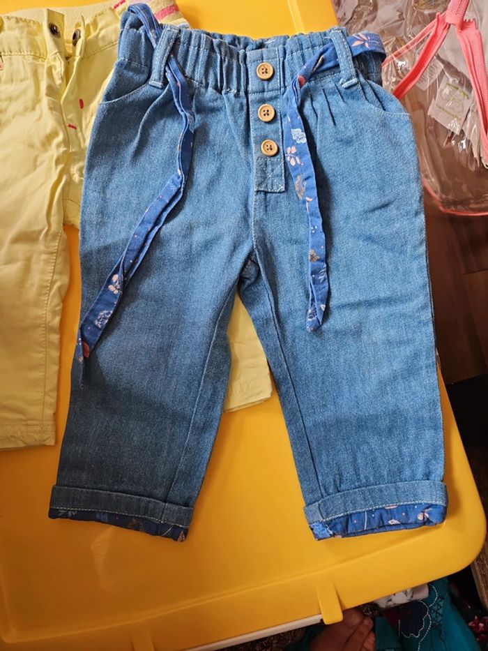 Lot 2 pantalons - photo numéro 2