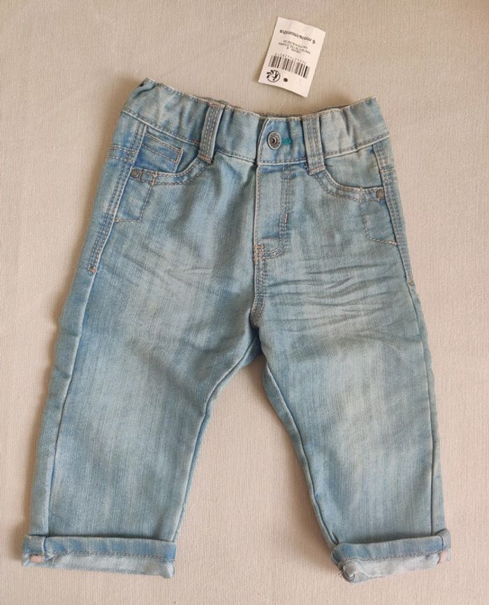 Jean bébé neuf avec étiquettes