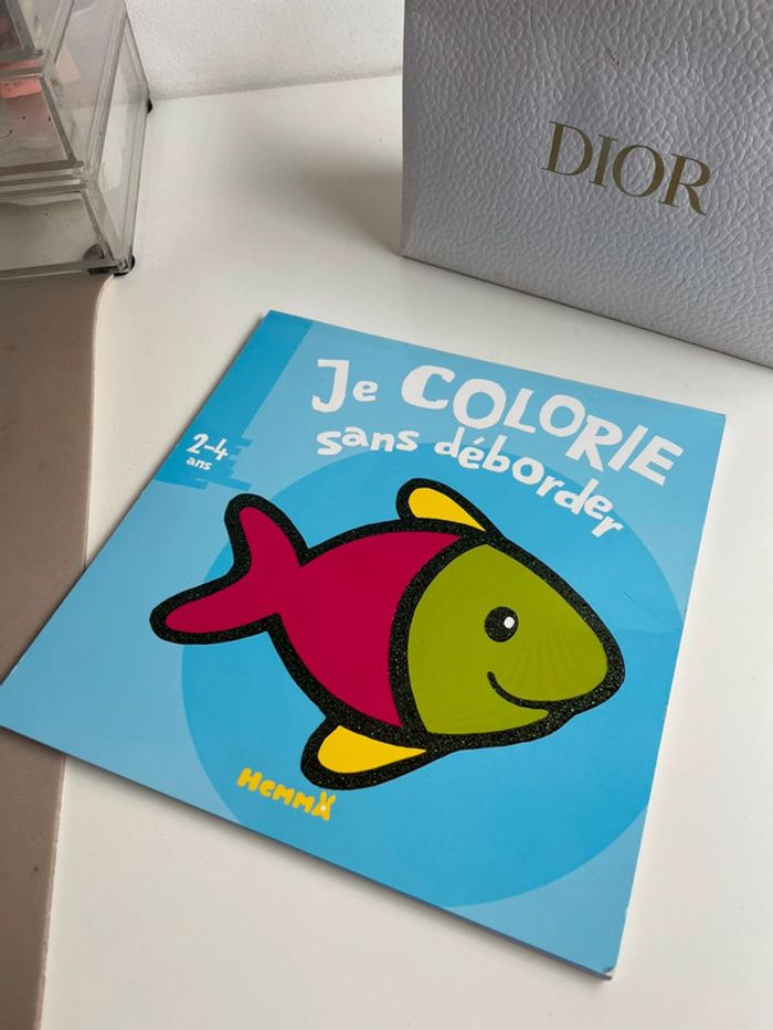 Coloriage bébé - je colorie sans déborder