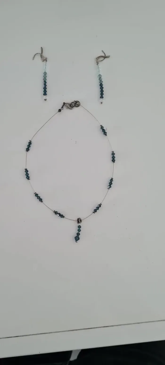 Parure - Collier + boucle oreille swarovski