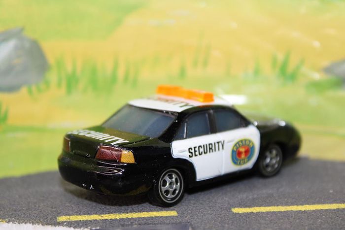 Disney Pixar cars Marlon "Clutches" McKAy - photo numéro 5