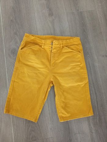 Short jaune moutarde