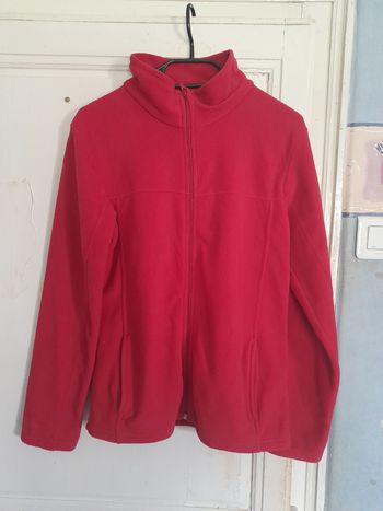 Gilet zippé rouge en maille polaire, taille 16 ans