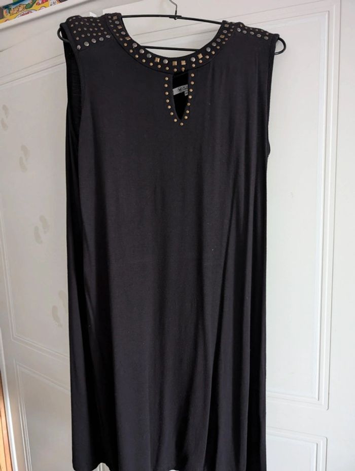 Robe noire
