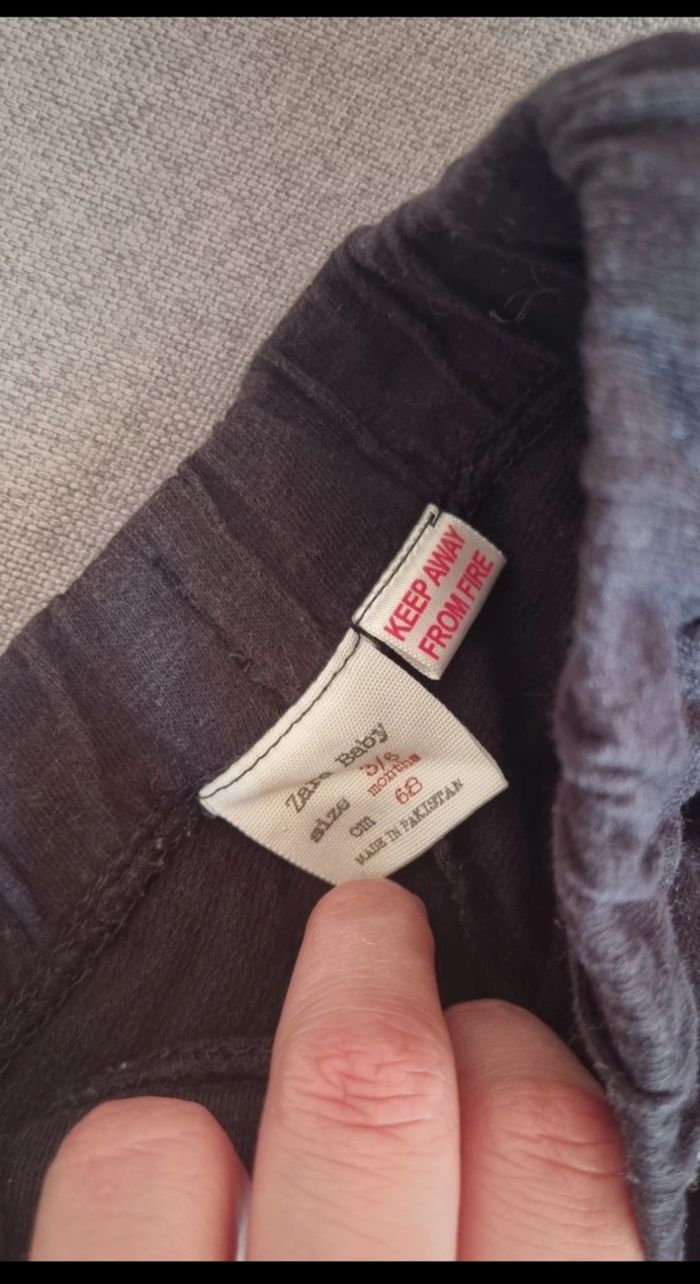 Lot de 5 pantalons pour bébé très bon état 3 mois - photo numéro 4