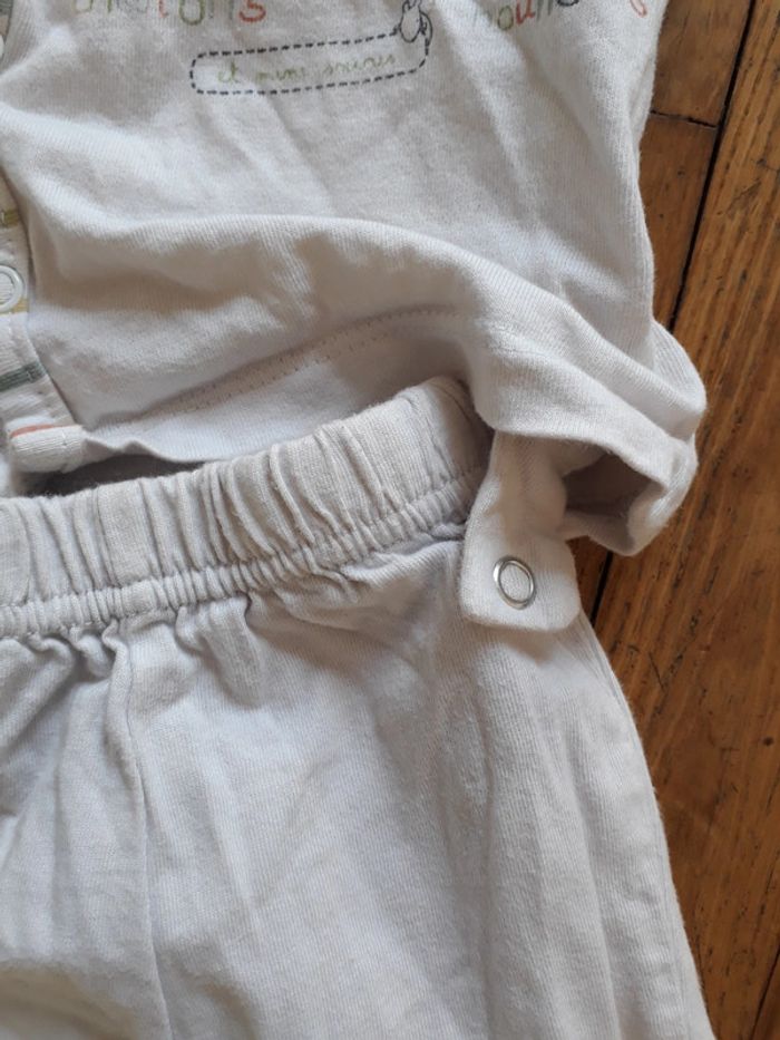 Pyjama 1 mois - photo numéro 4