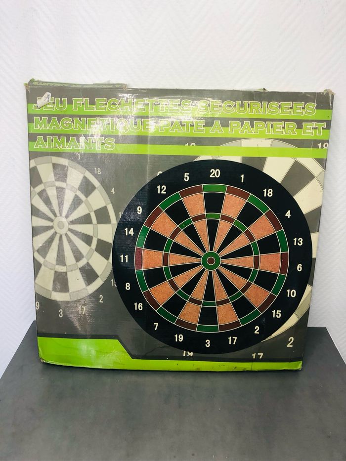 Jeu de fléchettes magnétique