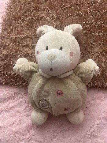 Petite peluche lapinou