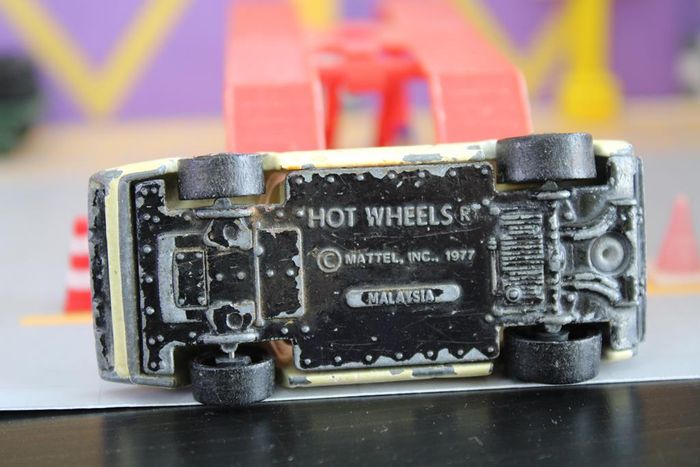 Hot wheels Ferrai 308 GTB - photo numéro 10