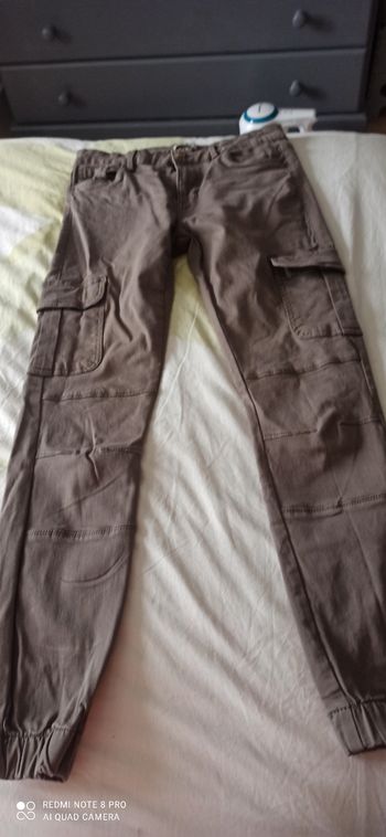 Pantalon cargo marron t. 40