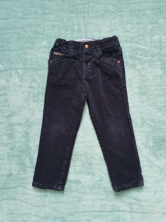 Tres beau pantalon 2 ans 92 cm