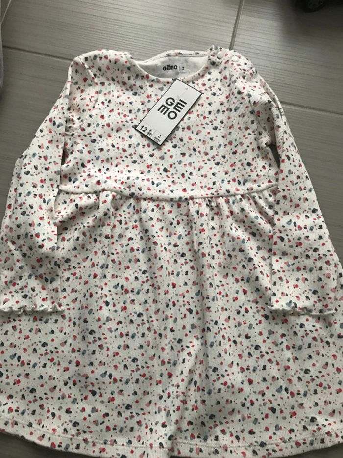 Lot robe neuves filme gemo - photo numéro 3