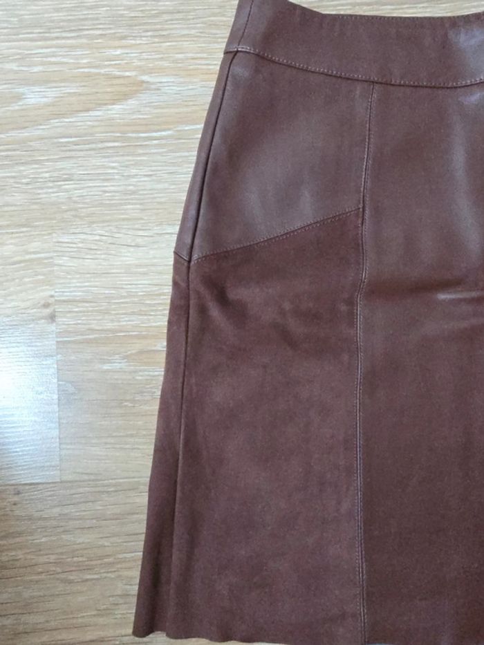 Jupe cuir daim marron Promod - photo numéro 2