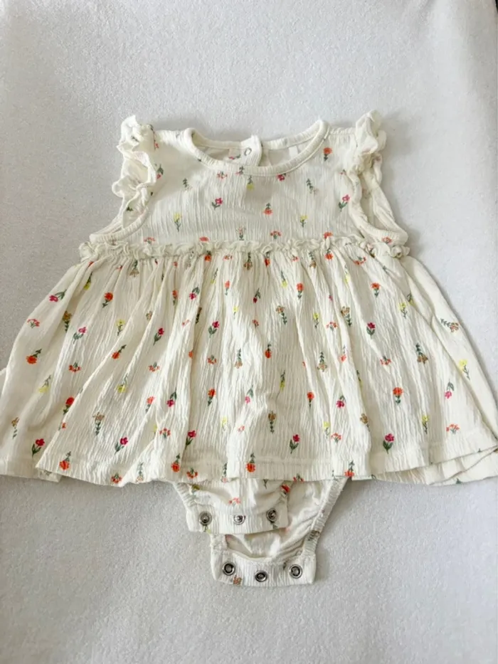 Robe avec culotte intégrée bébé fille 6mois