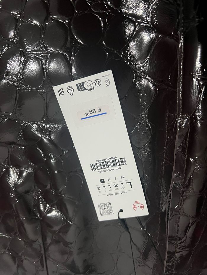 Jupe Zara en cuir - photo numéro 3