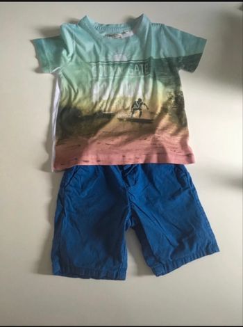Ensemble garcon taille 6 ans T-shirt et short très bon état