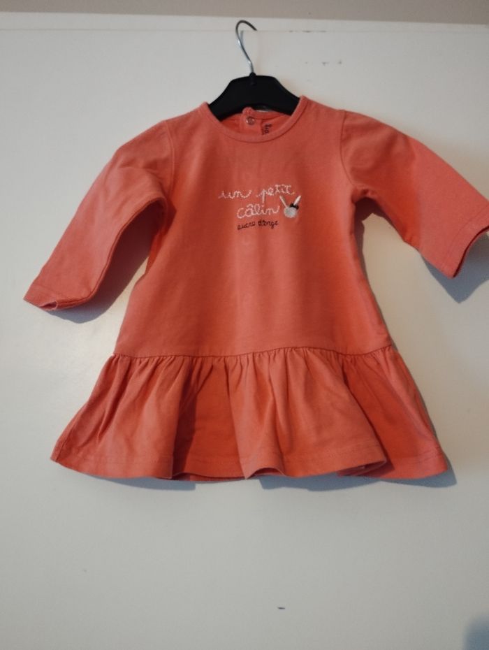 Robe su re d'orge 6mois - photo numéro 3