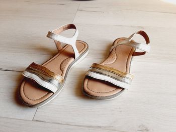 Chaussures fille sandales nu pieds pointure 35