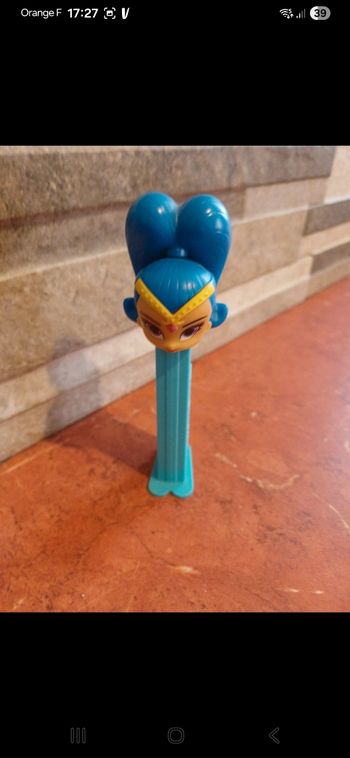 Pez Shimmer Shine