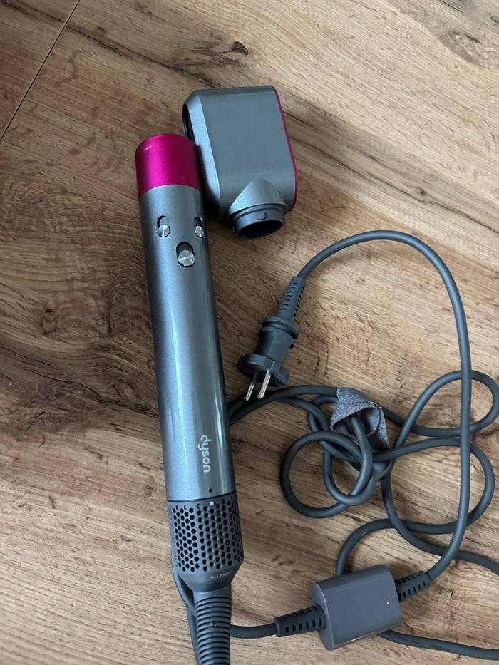 Sèche cheveux boucleur Dyson - photo numéro 4