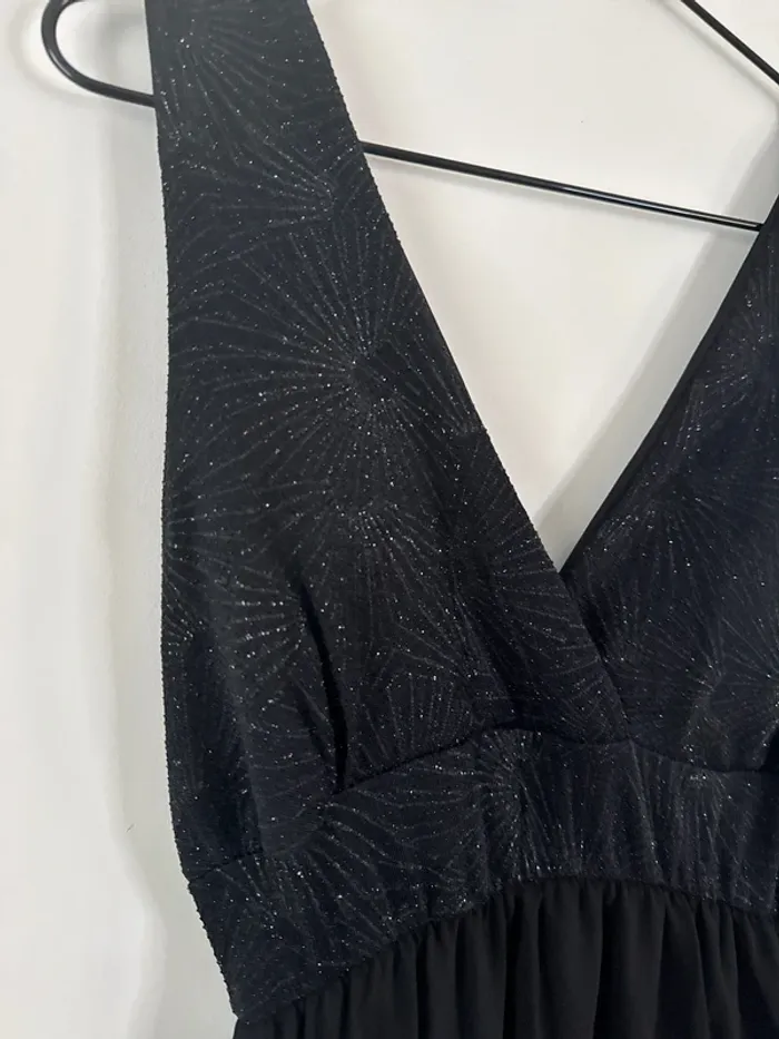 👗Maginifique robe noir légère - taille 40 - très bon état - photo numéro 3